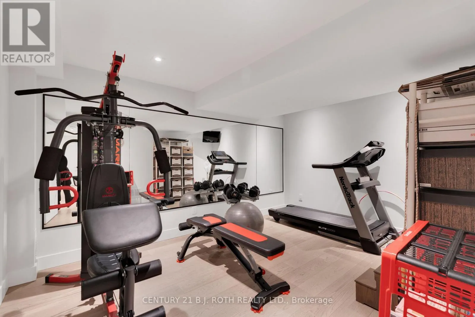 247 LAKESHORE ROAD W