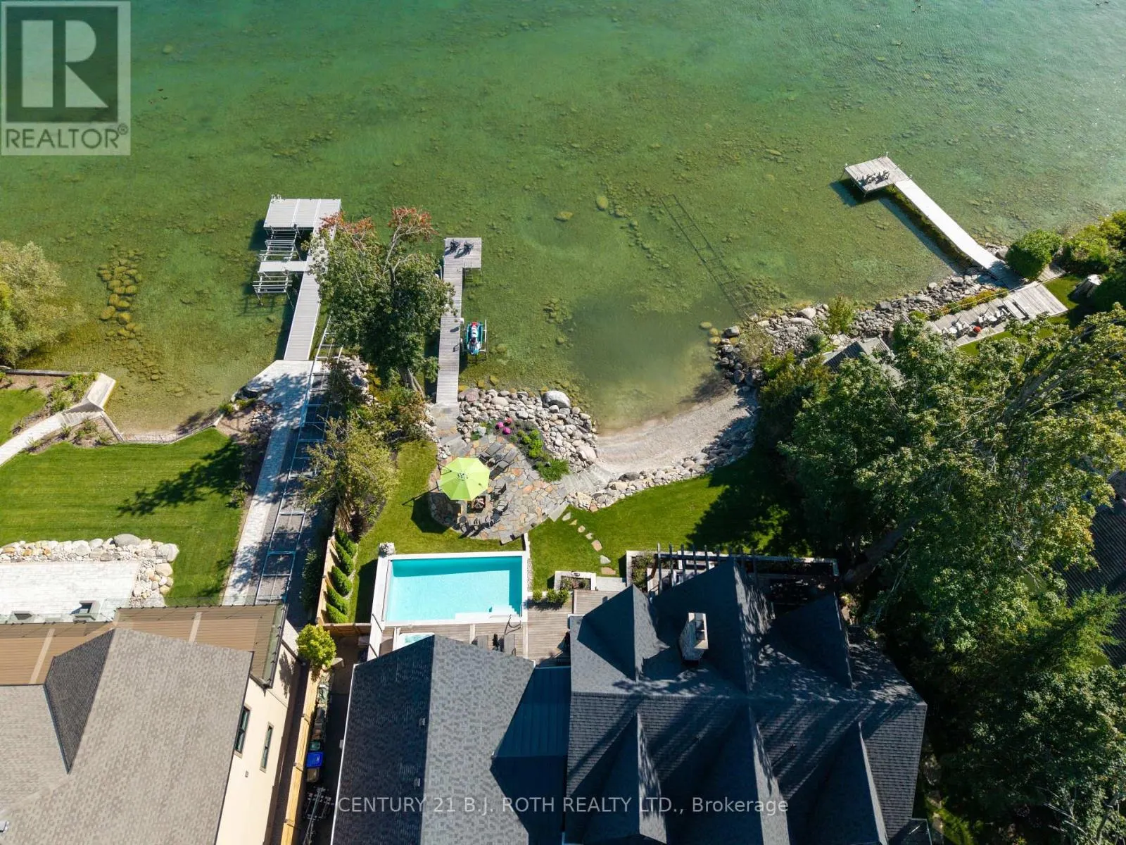 247 LAKESHORE ROAD W