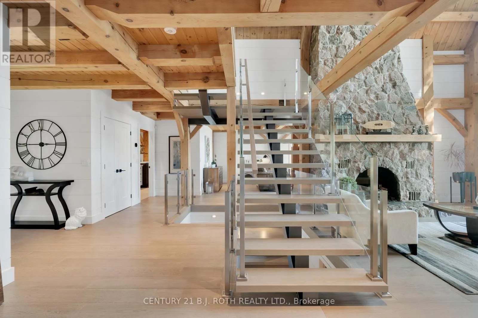 247 LAKESHORE ROAD W