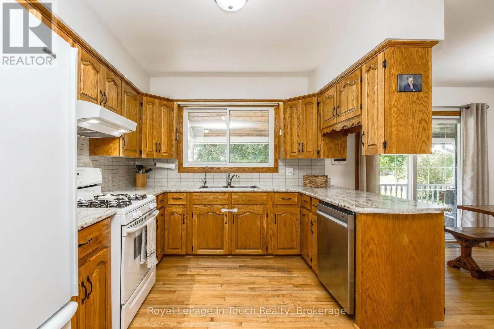 288 LAFONTAINE ROAD W