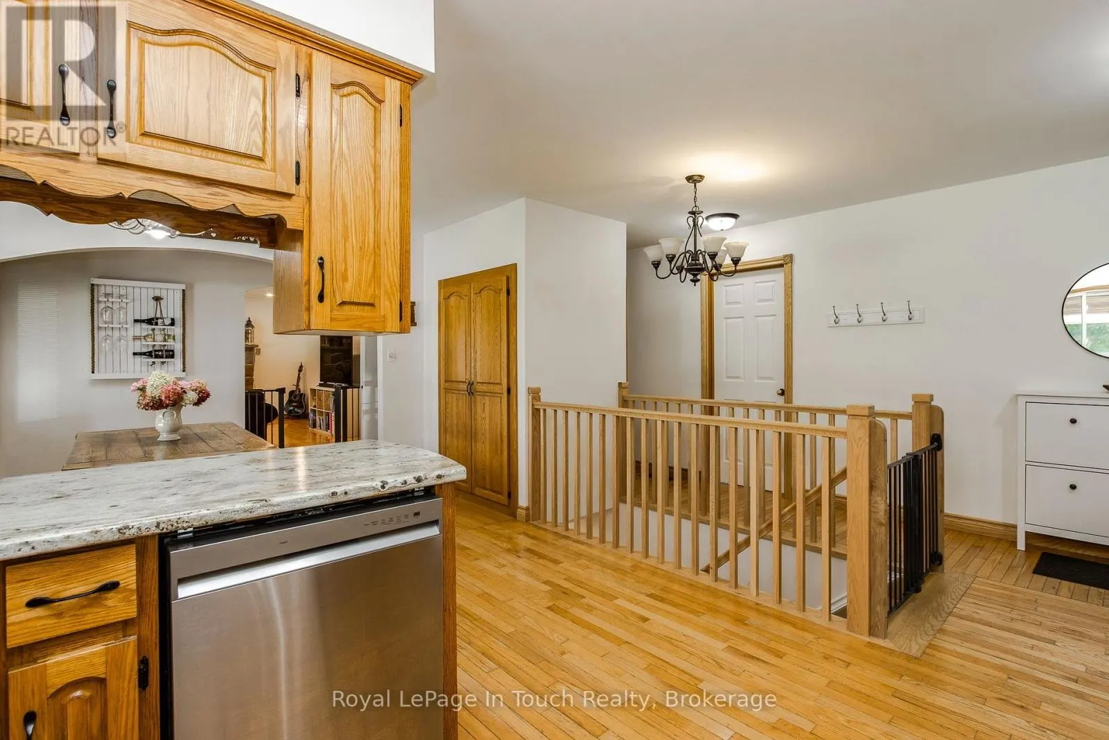 288 LAFONTAINE ROAD W
