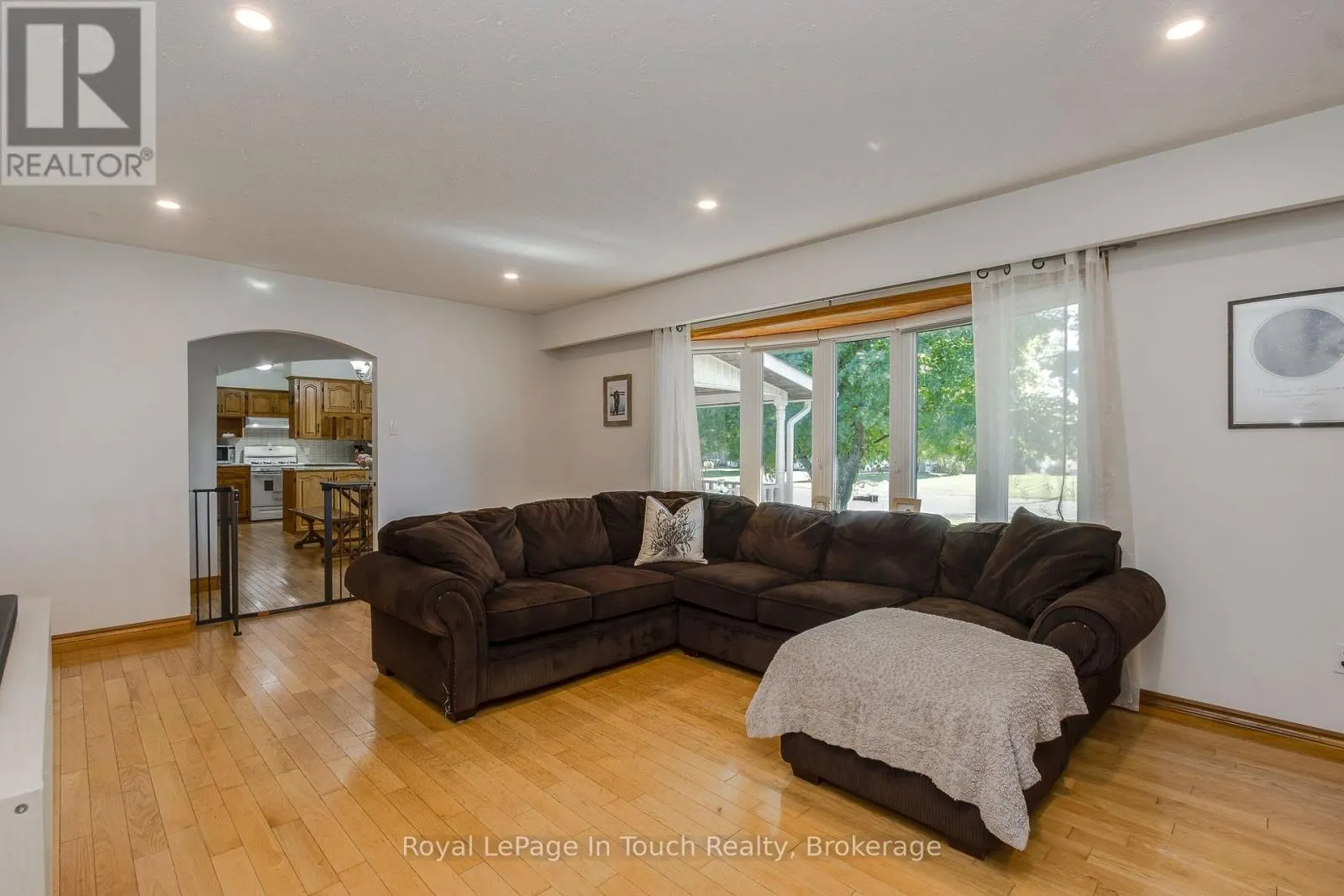 288 LAFONTAINE ROAD W