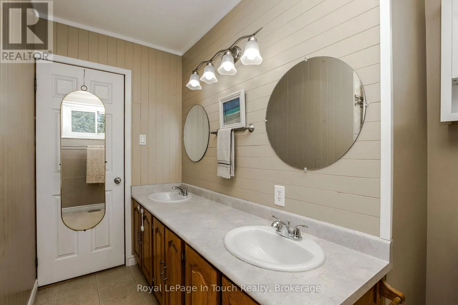 288 LAFONTAINE ROAD W