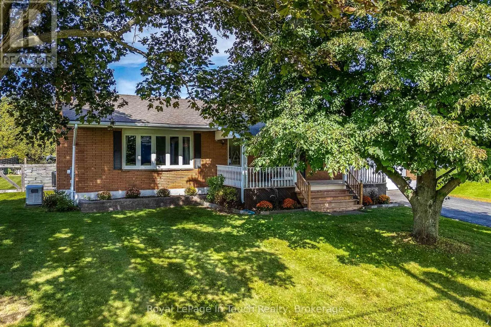 288 LAFONTAINE ROAD W