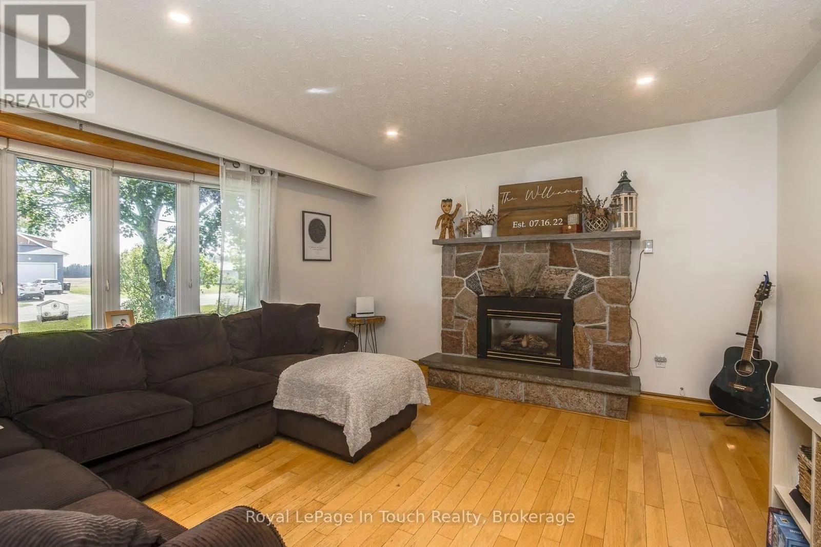 288 LAFONTAINE ROAD W