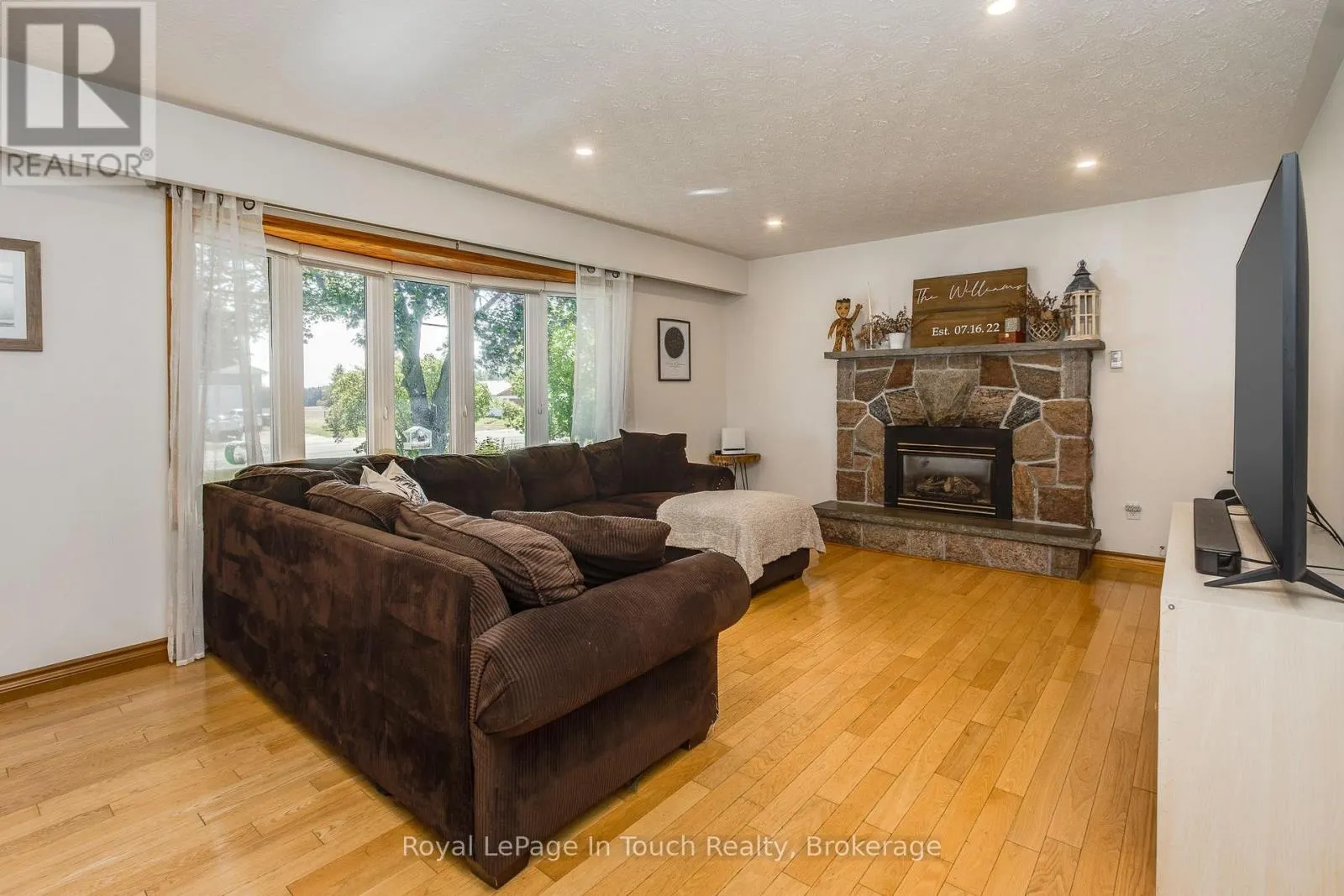 288 LAFONTAINE ROAD W