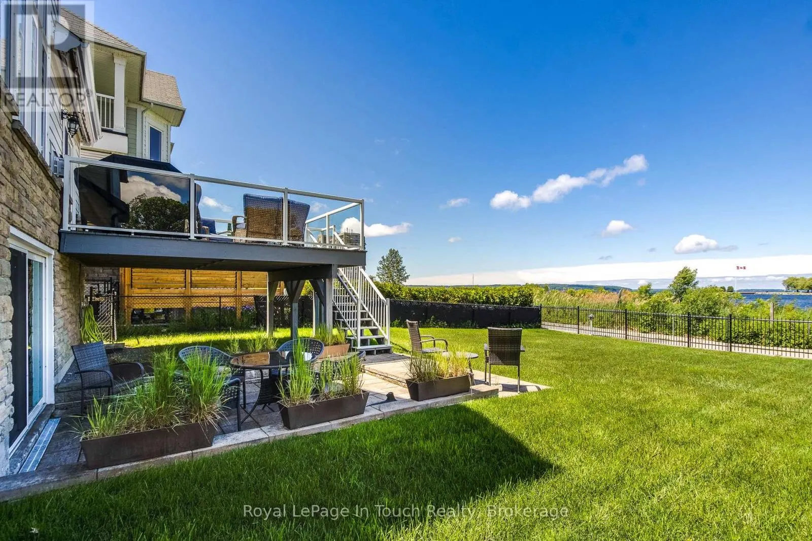 14 RIVERWALK PLACE
