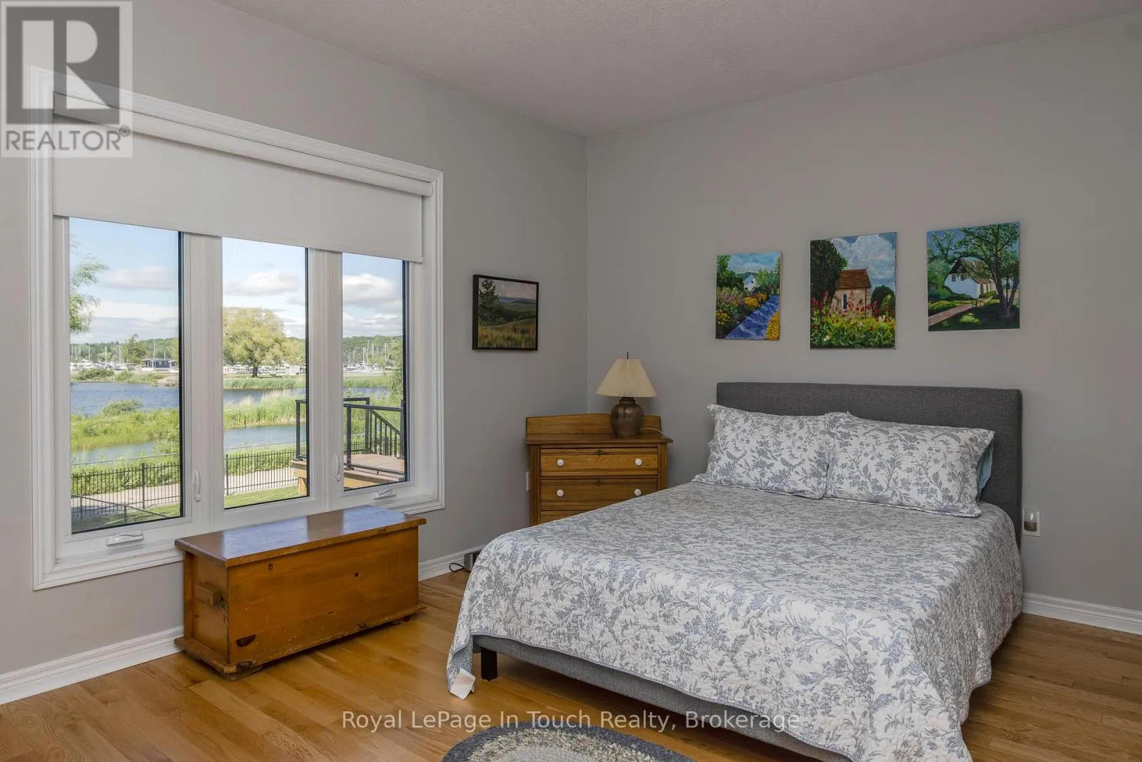 14 RIVERWALK PLACE