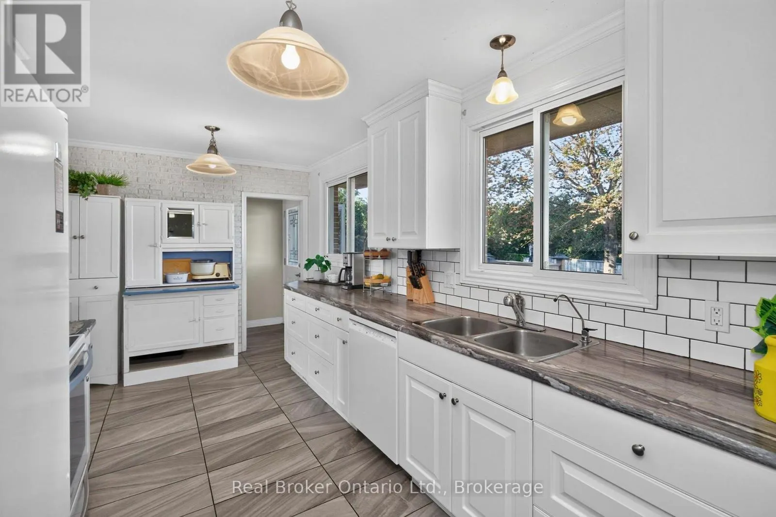 413 CORNELL DRIVE