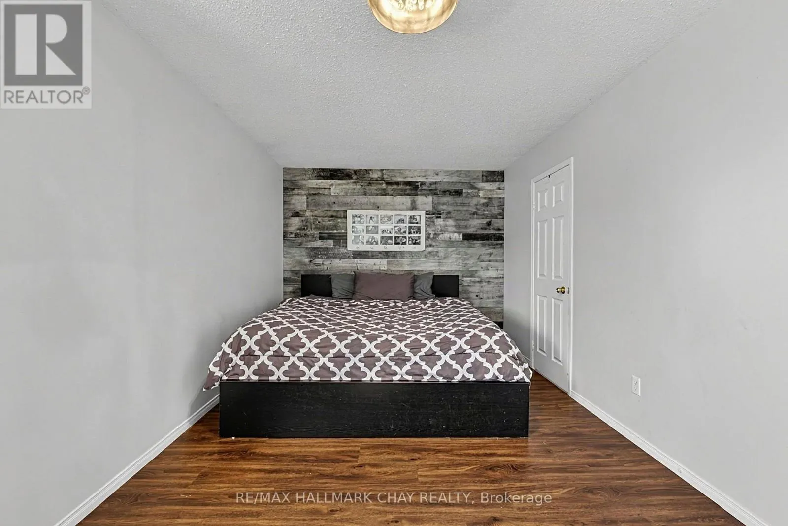 121 TAYLOR DRIVE
