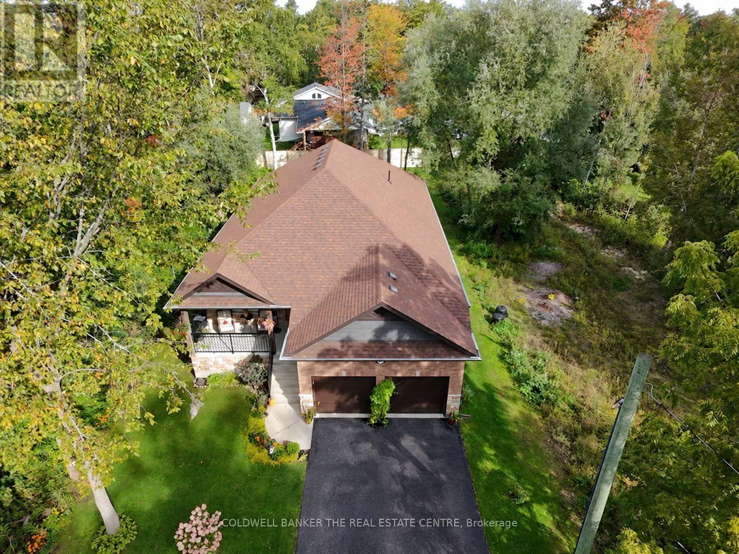 44 IRIS DRIVE