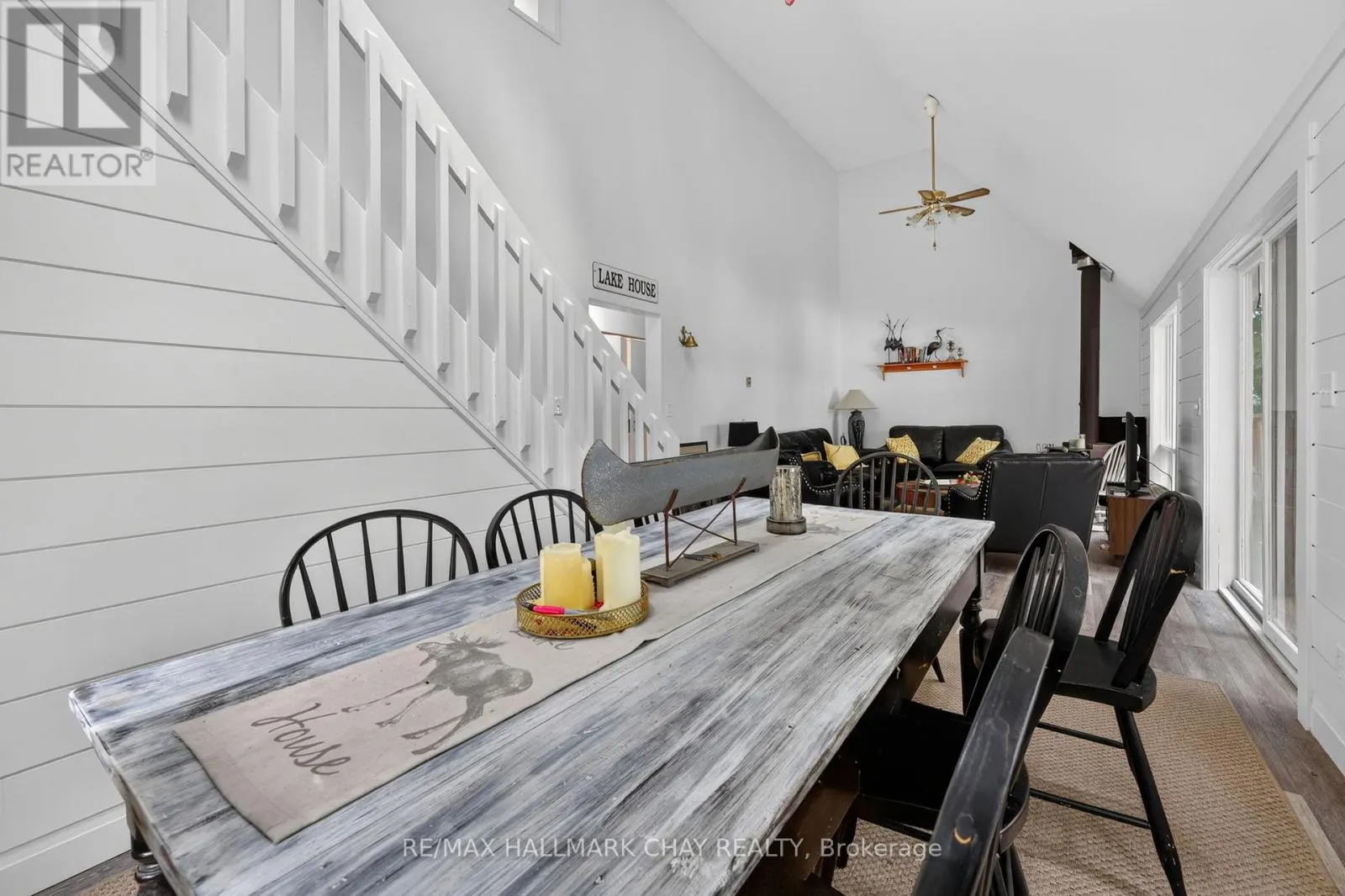 176 FARLAIN LAKE ROAD E