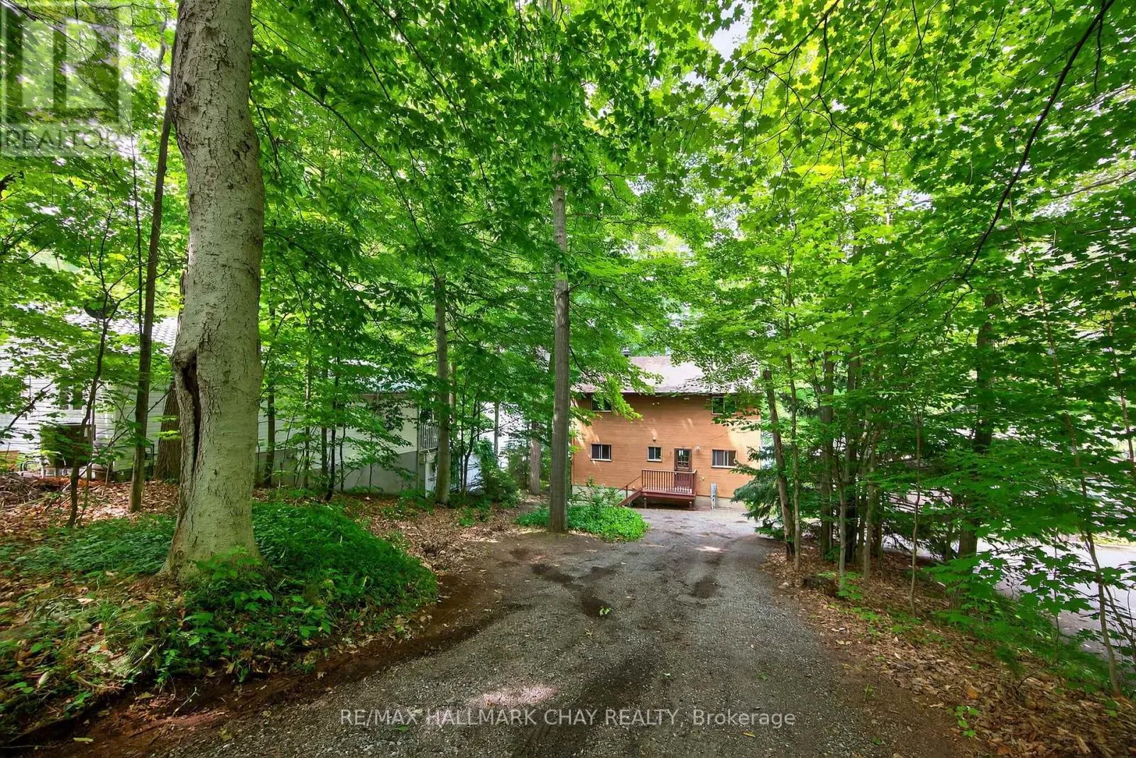 176 FARLAIN LAKE ROAD E