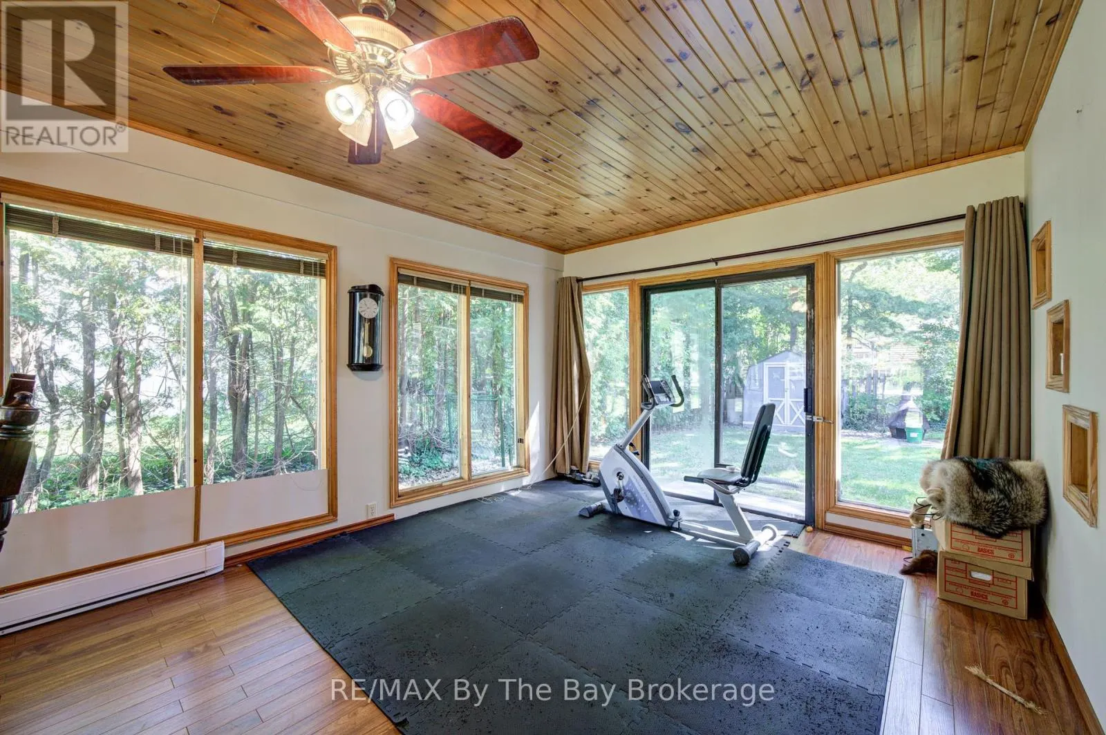 1693 RIVER ROAD W