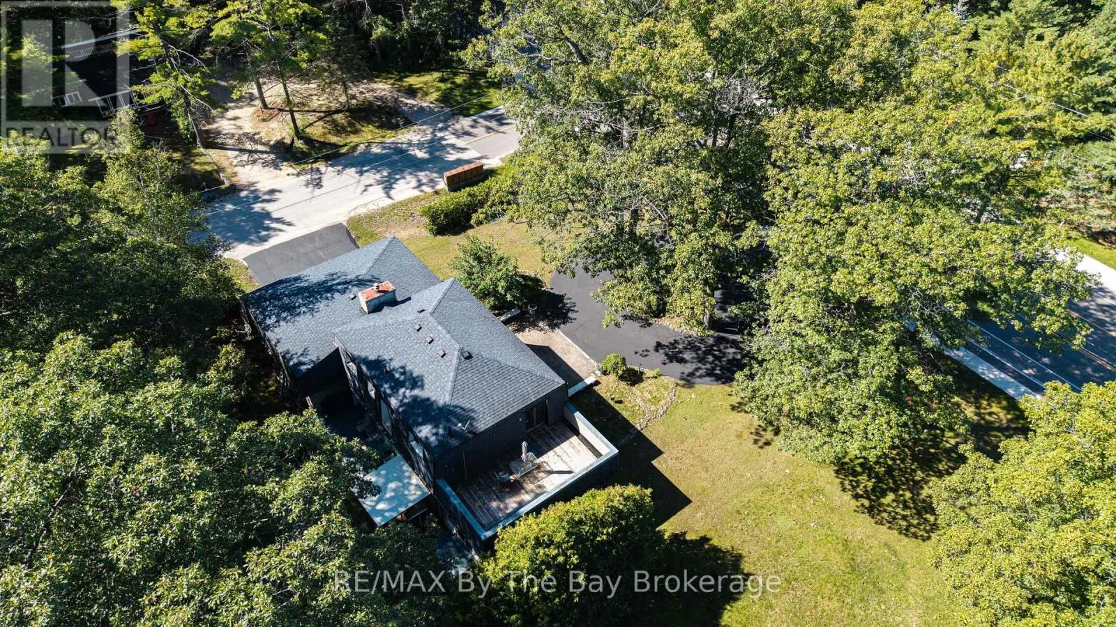 1693 RIVER ROAD W