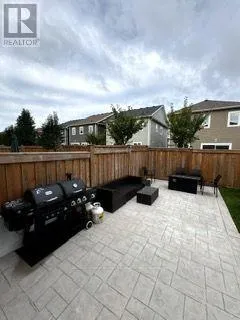 21 CATAMARAN DRIVE