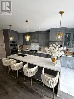 21 CATAMARAN DRIVE