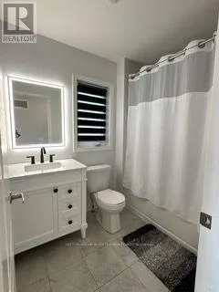 21 CATAMARAN DRIVE