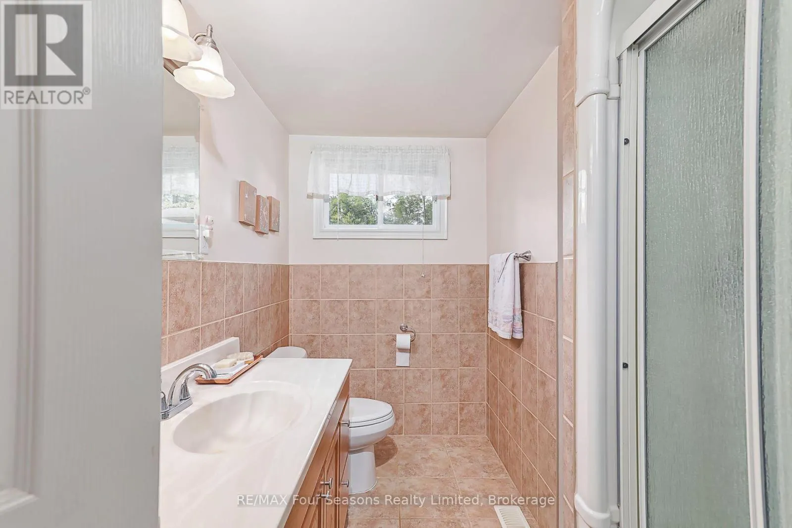 511 OXBOW PARK DRIVE