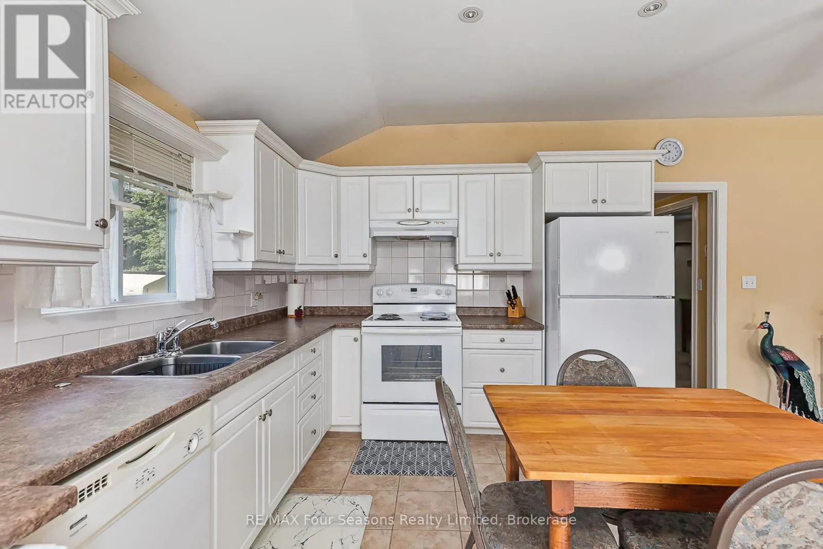 511 OXBOW PARK DRIVE