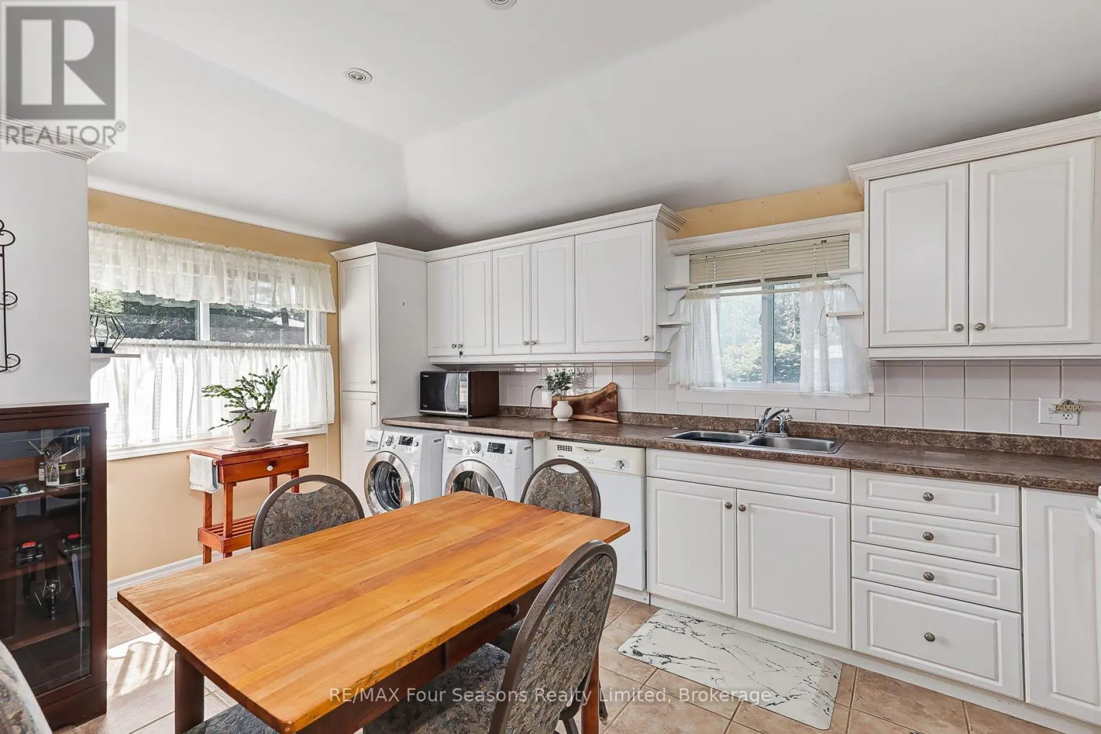 511 OXBOW PARK DRIVE