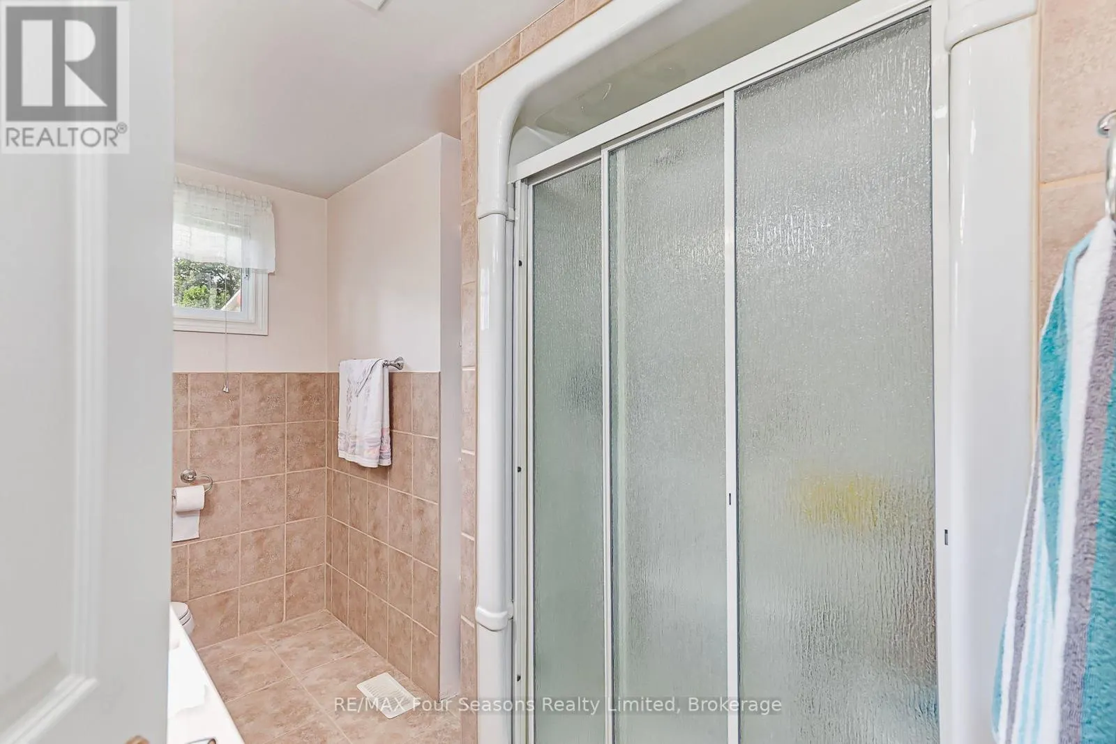 511 OXBOW PARK DRIVE
