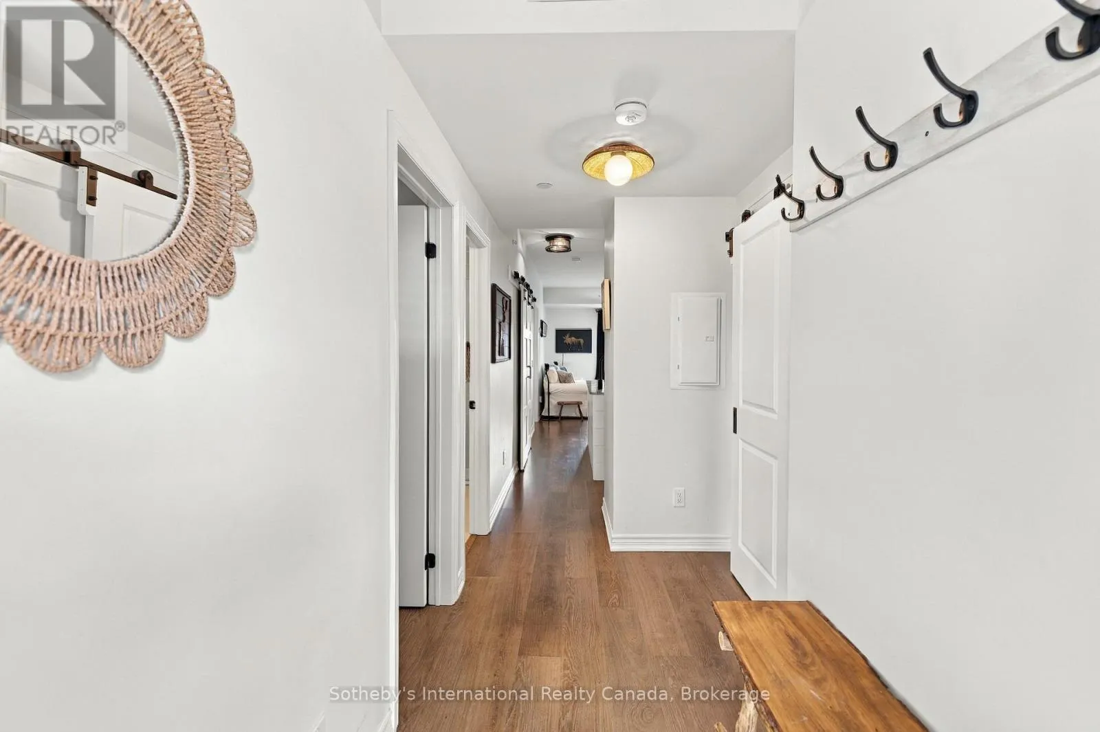 206 - 17 SPOONER CRESCENT #206