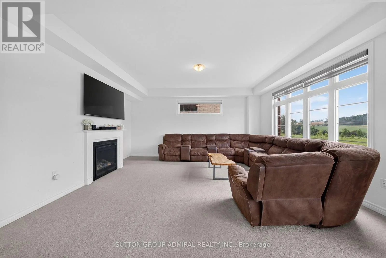 76 CALYPSO AVENUE