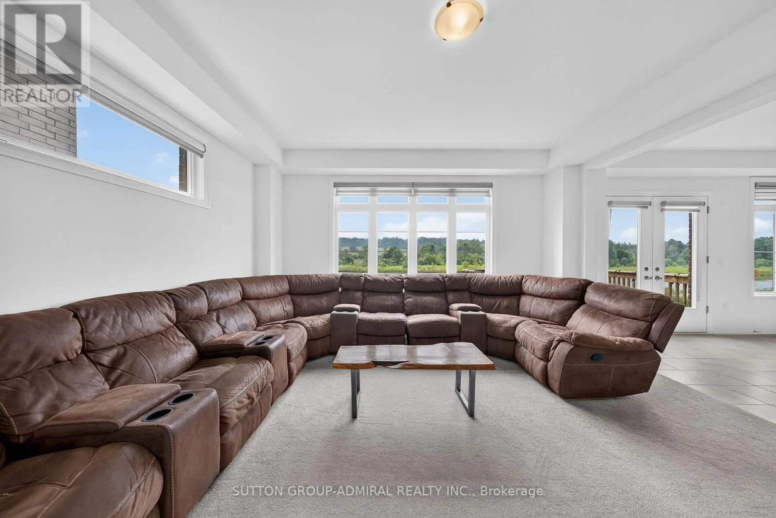 76 CALYPSO AVENUE