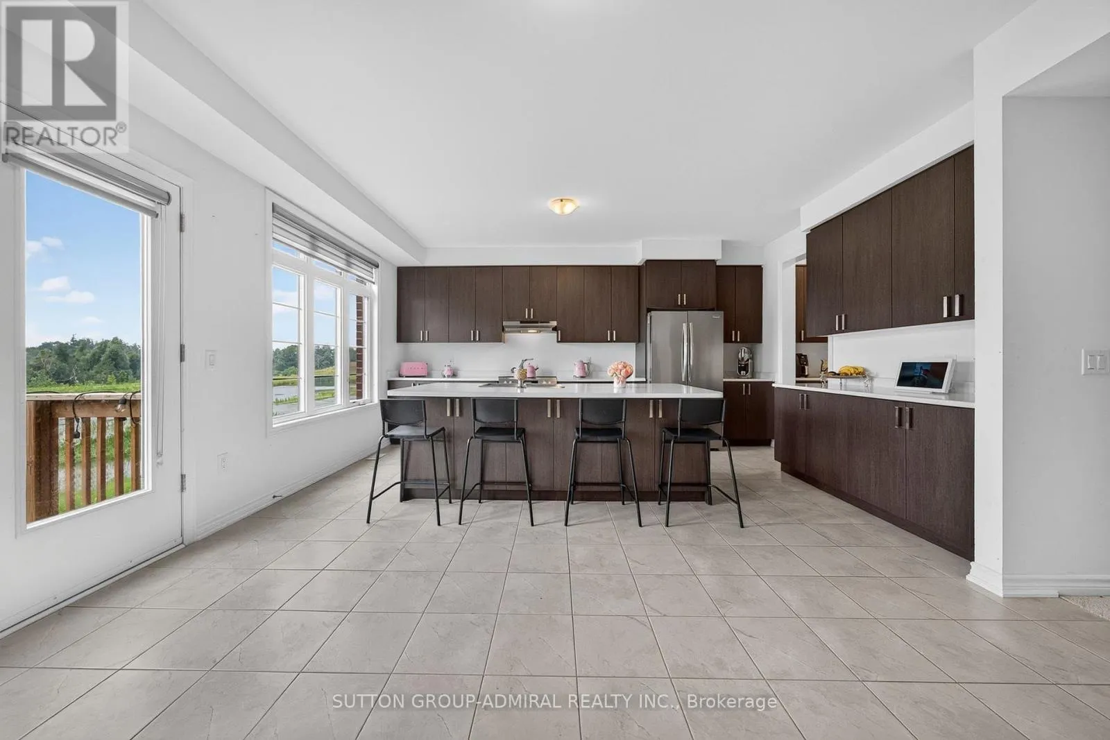 76 CALYPSO AVENUE