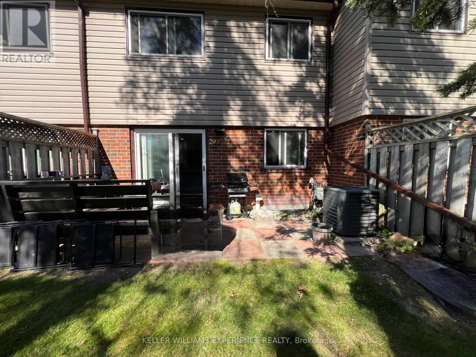 29 - 441 BARRIE ROAD