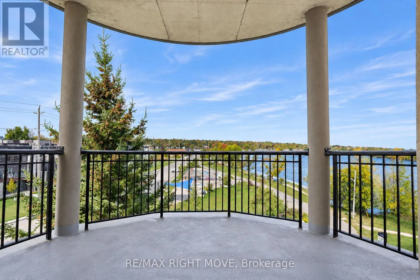 301 - 140 CEDAR ISLAND ROAD