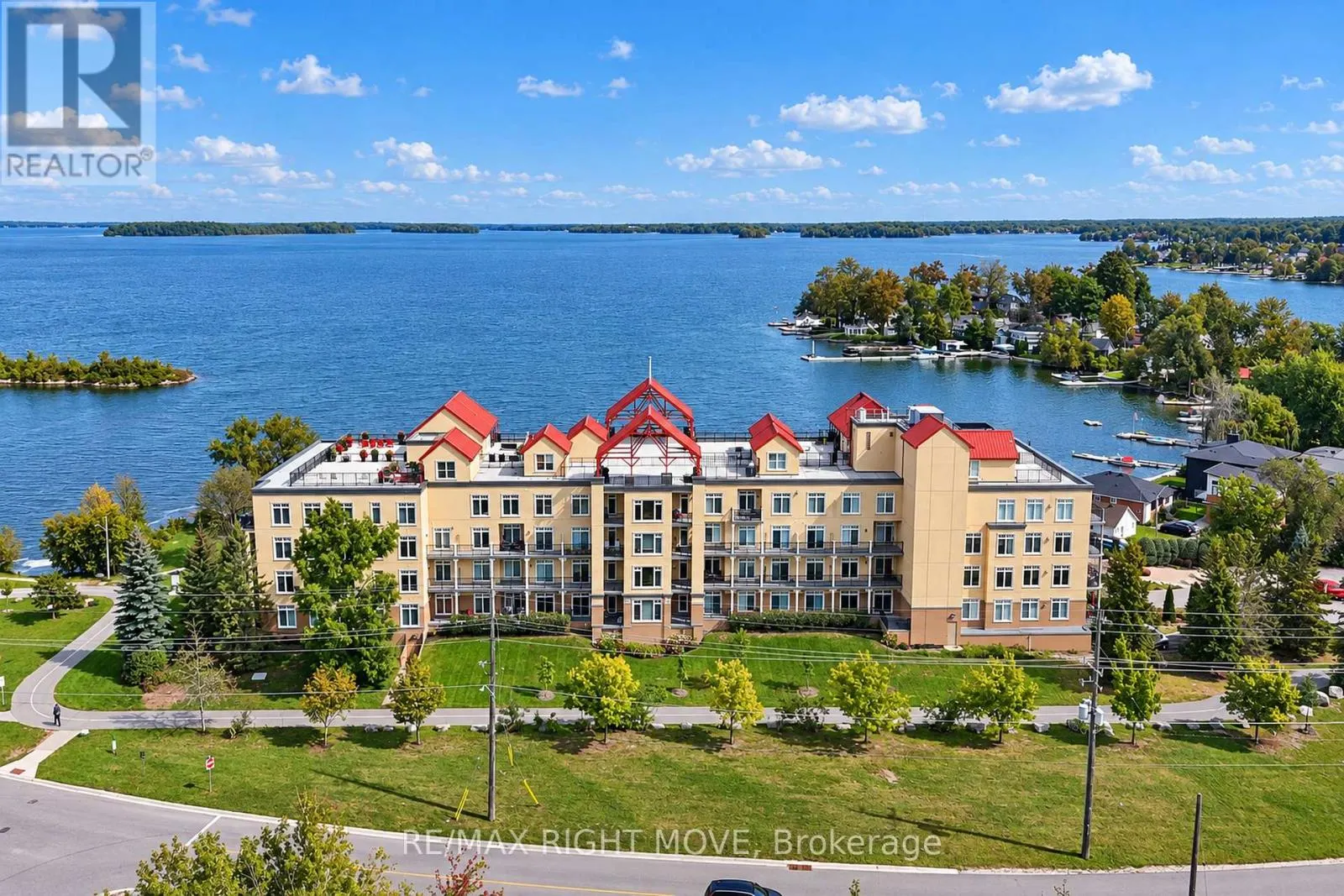 301 - 140 CEDAR ISLAND ROAD
