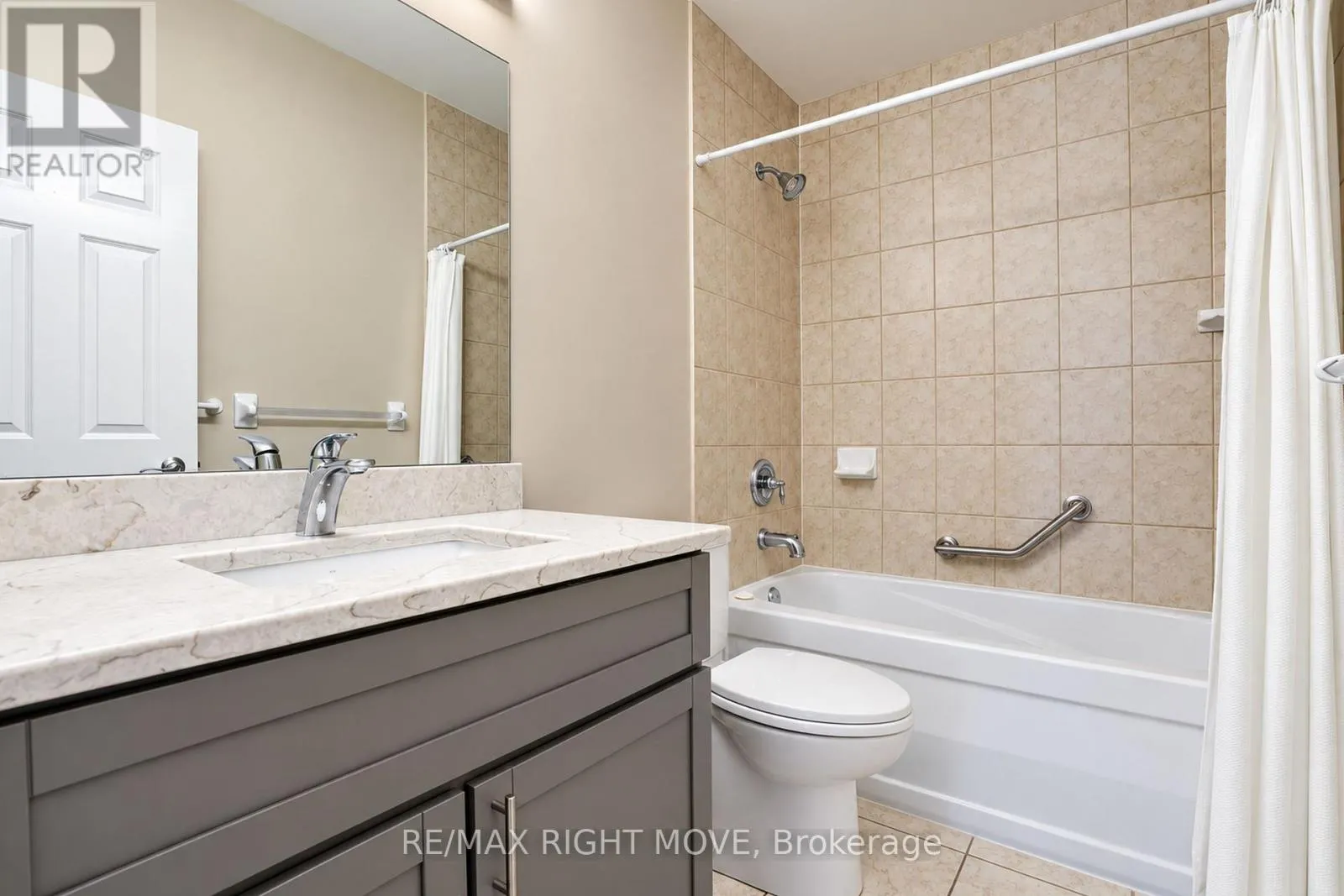 301 - 140 CEDAR ISLAND ROAD