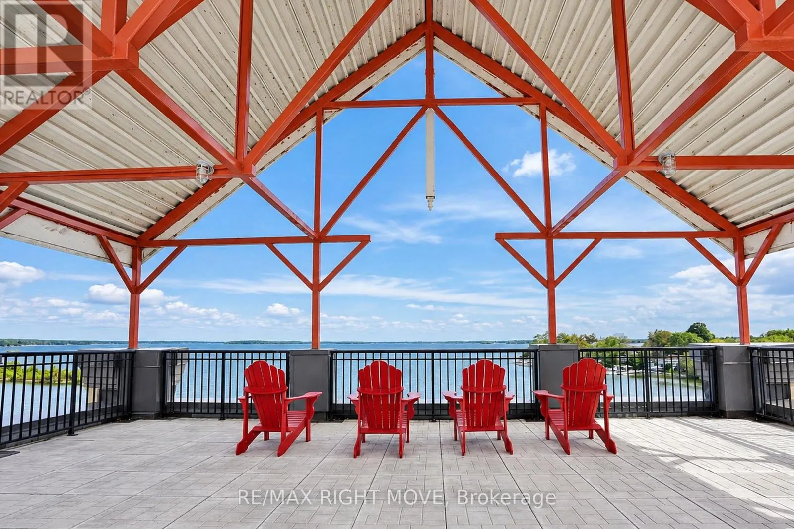 301 - 140 CEDAR ISLAND ROAD