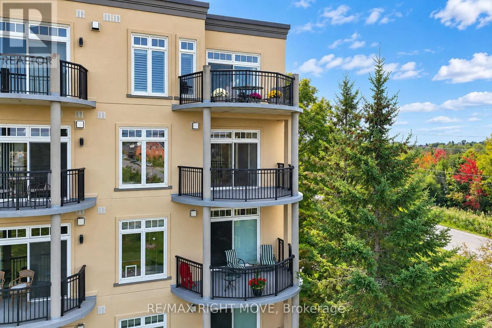 301 - 140 CEDAR ISLAND ROAD