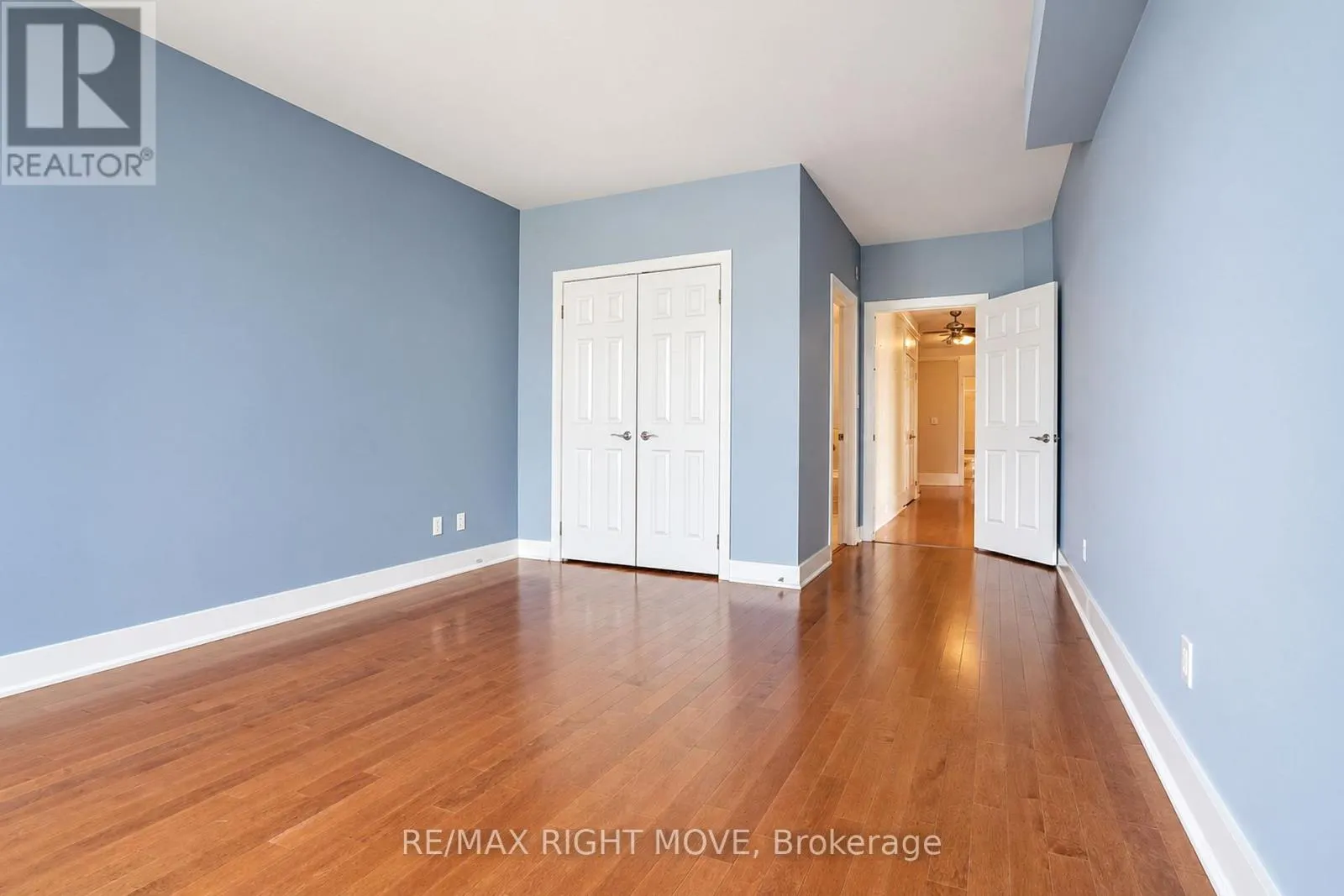 301 - 140 CEDAR ISLAND ROAD