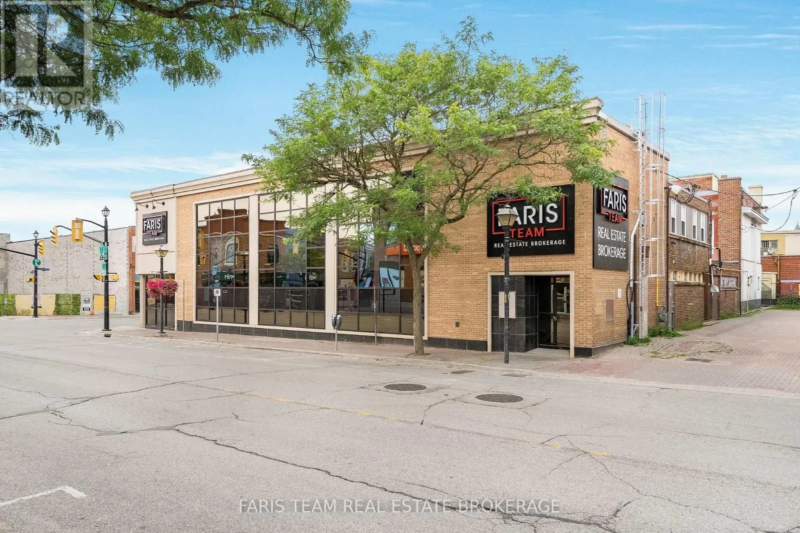 74 MISSISSAGA STREET E