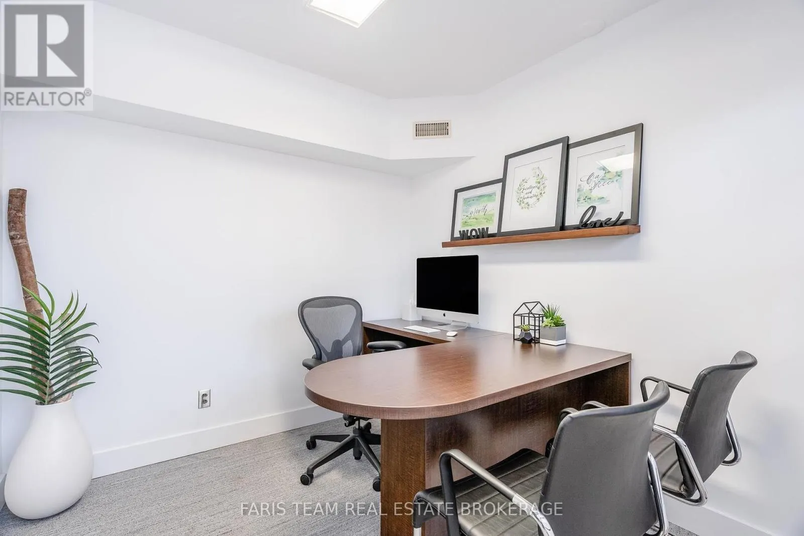 74 MISSISSAGA STREET E