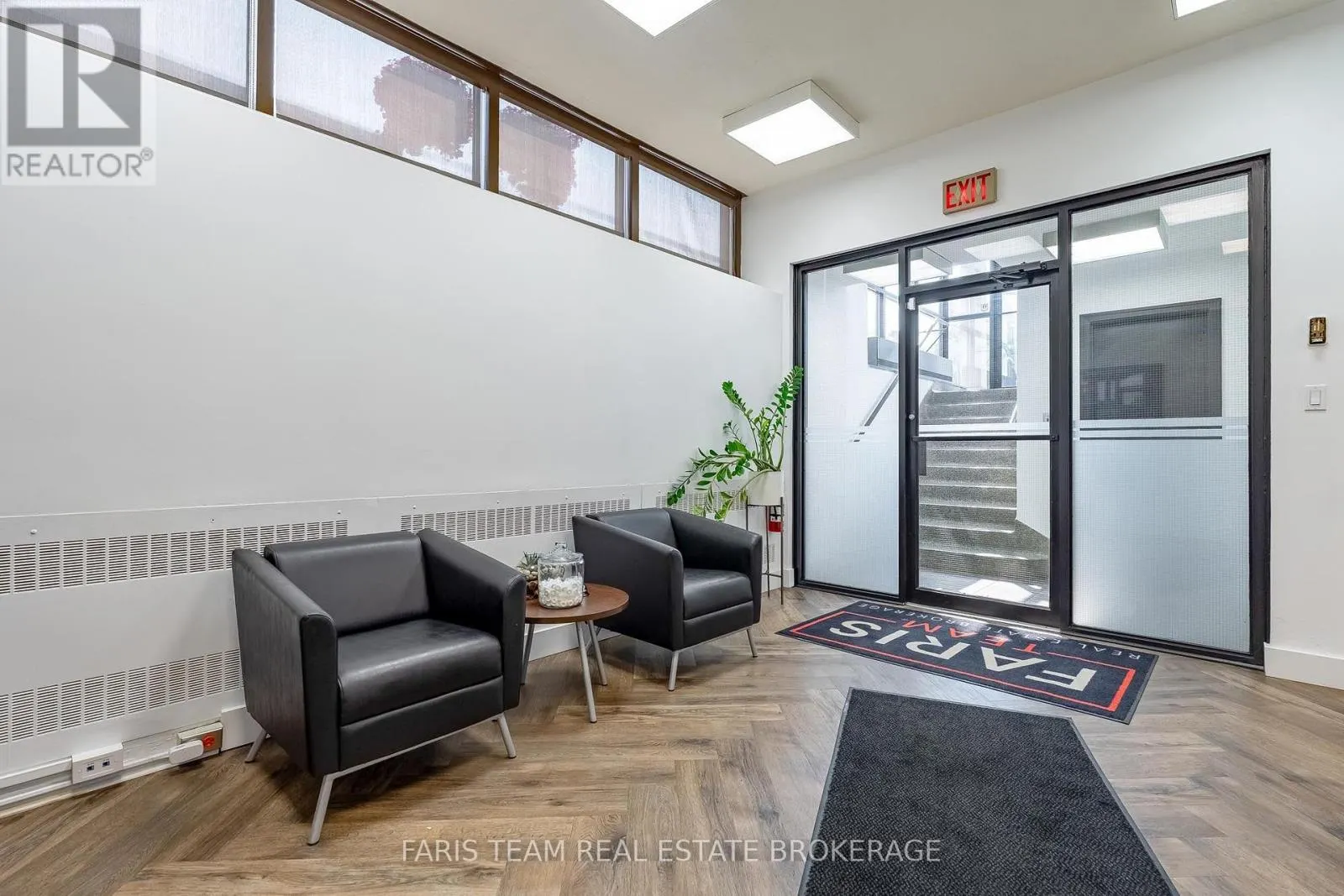 74 MISSISSAGA STREET E