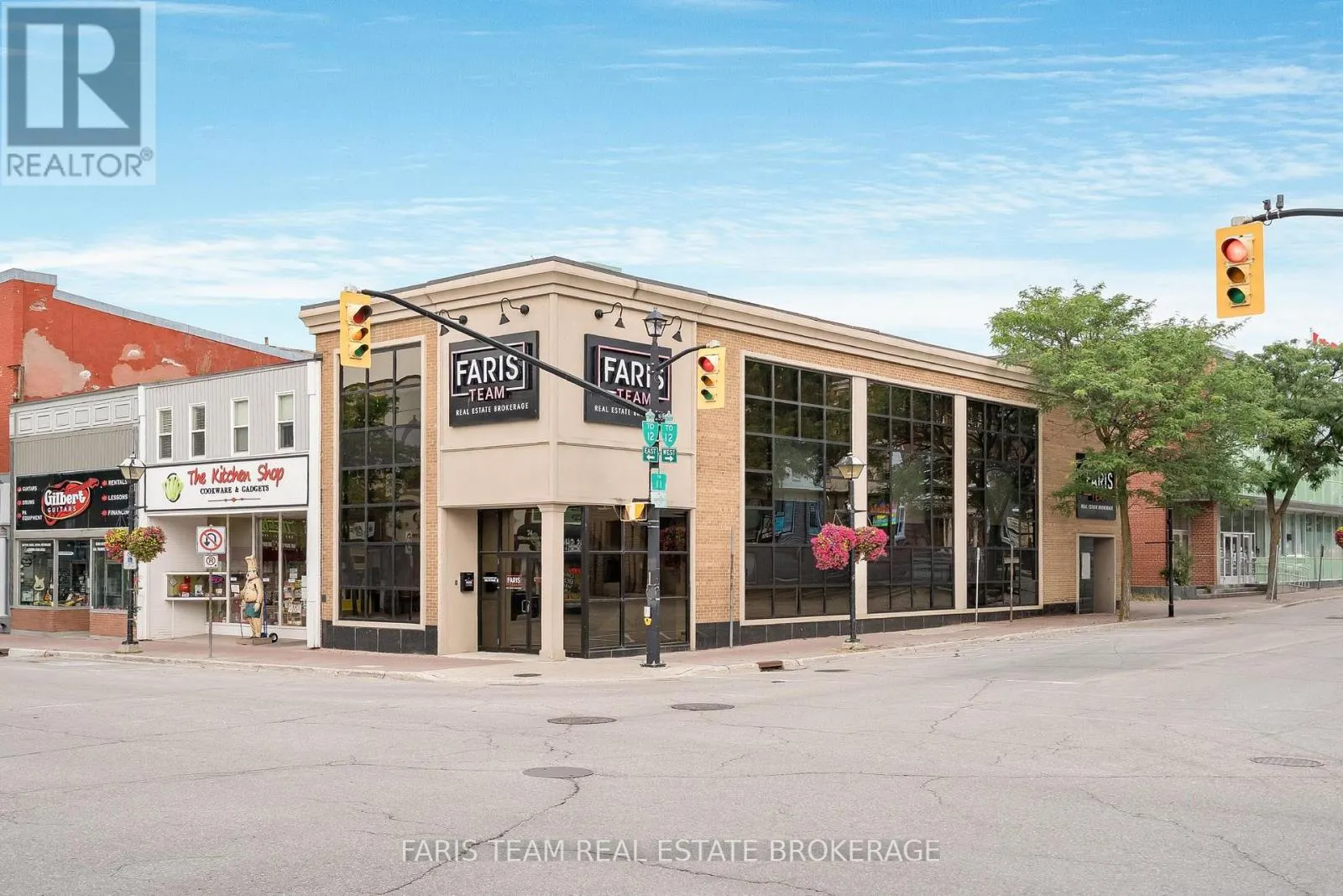 74 MISSISSAGA STREET E