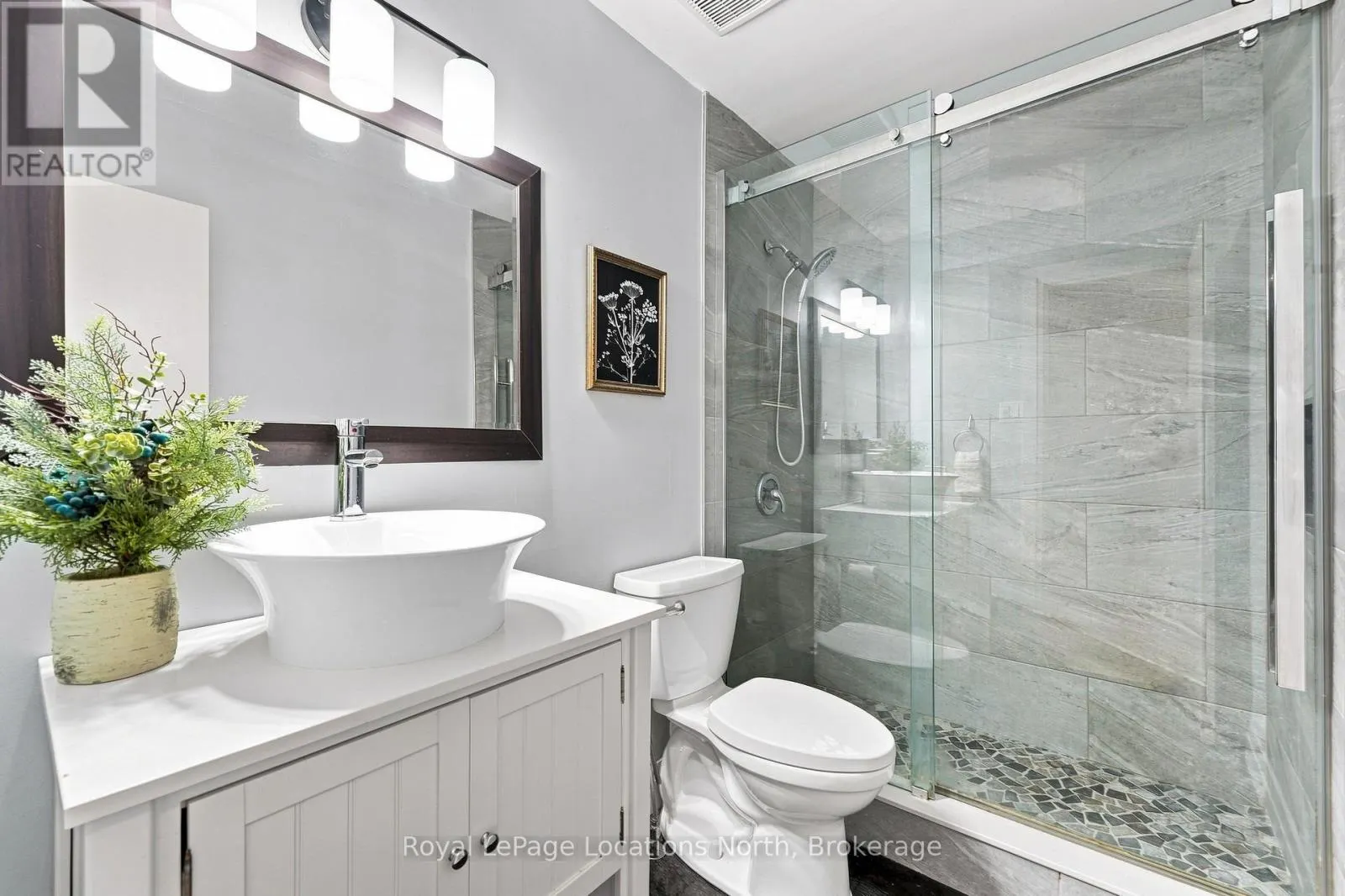32 COURTICE CRESCENT