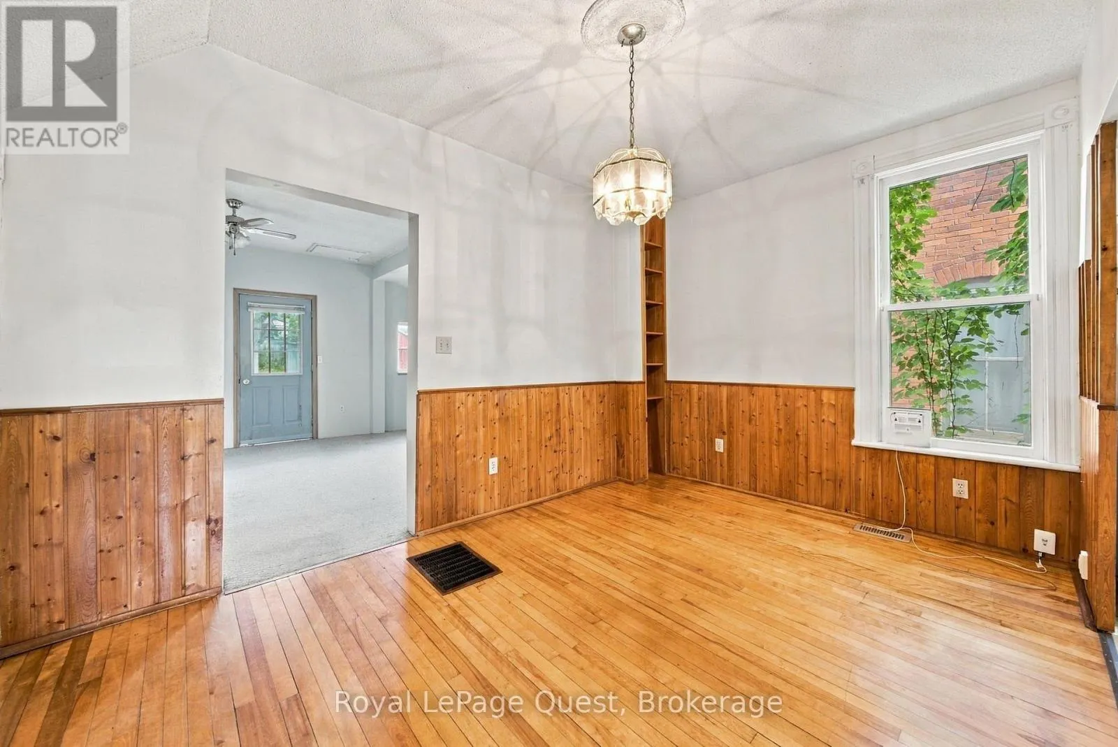 148 COLDWATER ROAD W