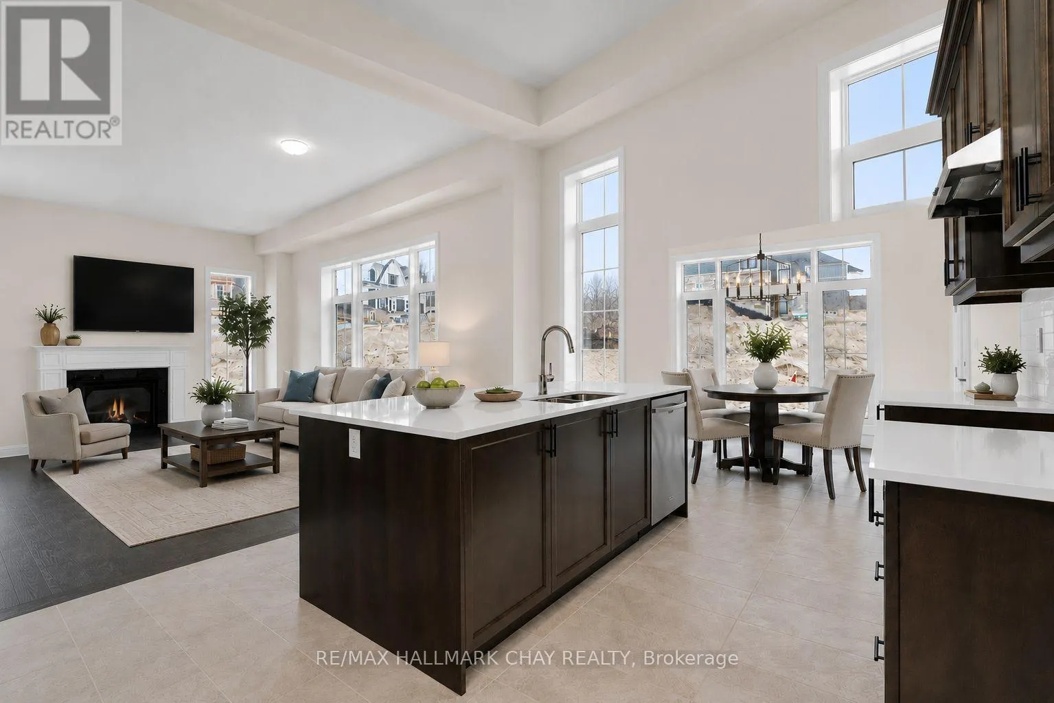 7 RADOME DRIVE