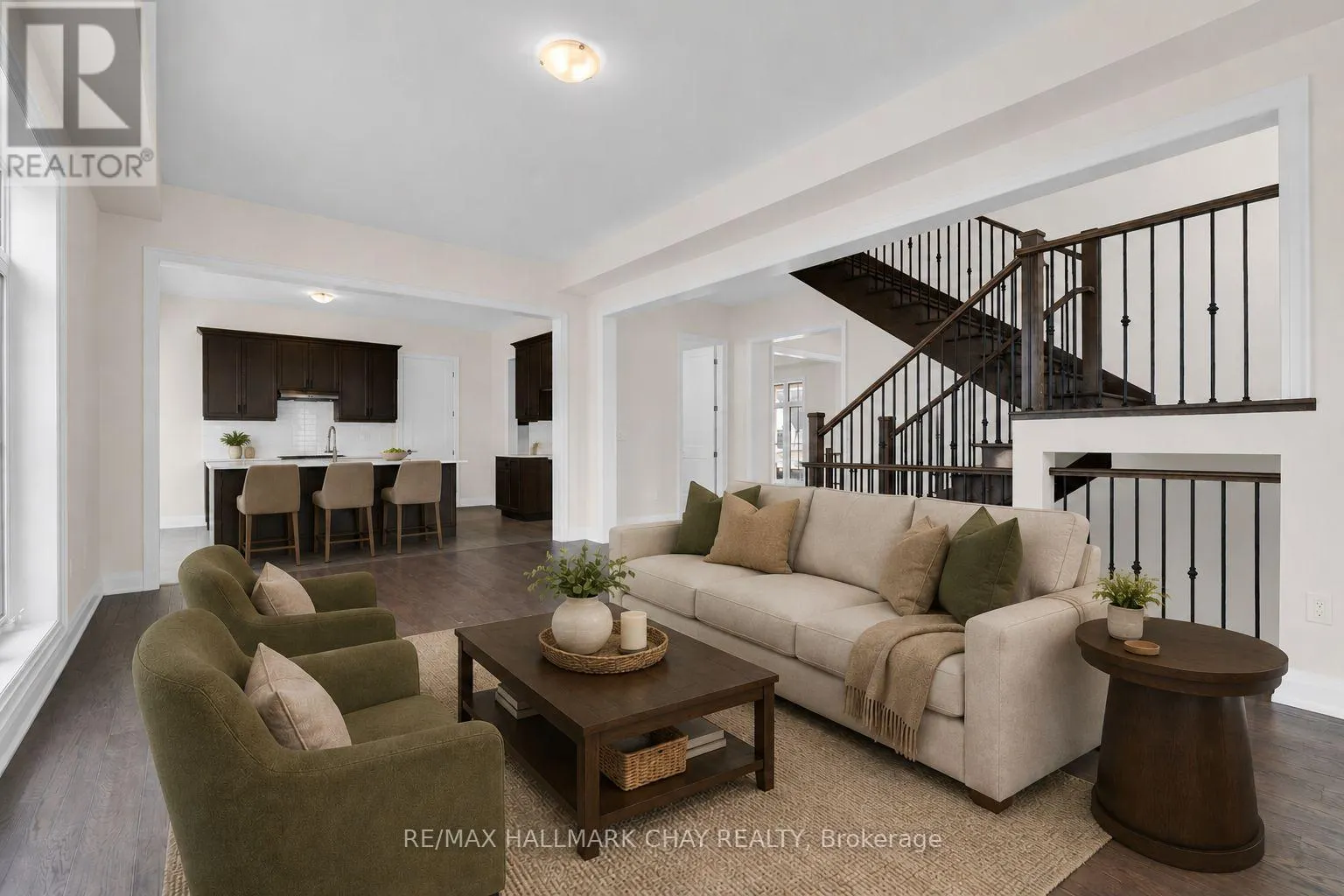 7 RADOME DRIVE