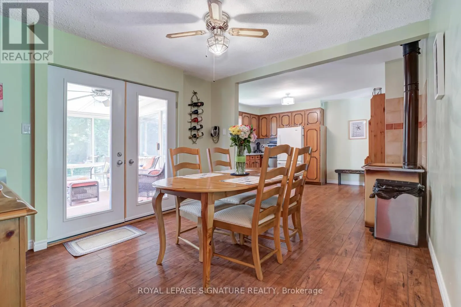 107 NICOLE BOULEVARD