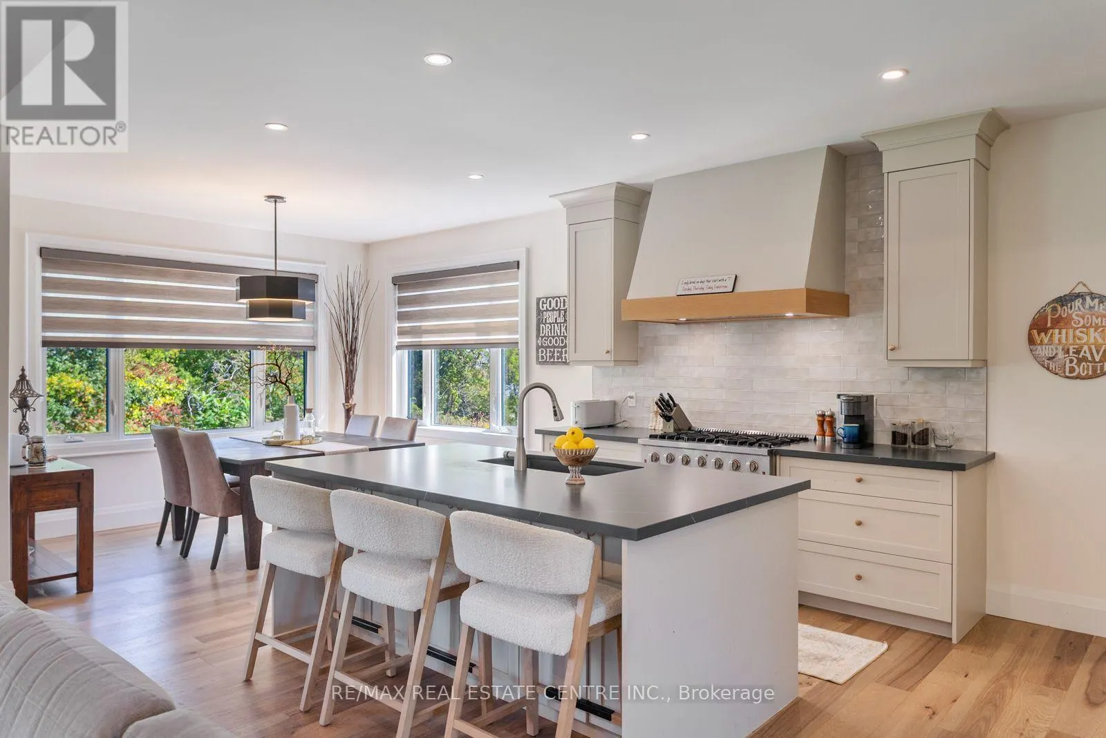 289 CENTENNIAL DRIVE