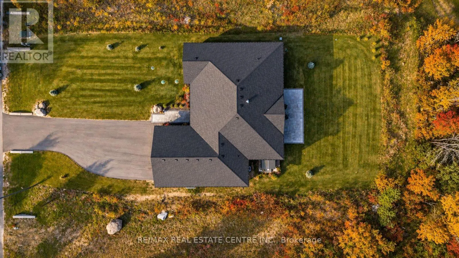 289 CENTENNIAL DRIVE