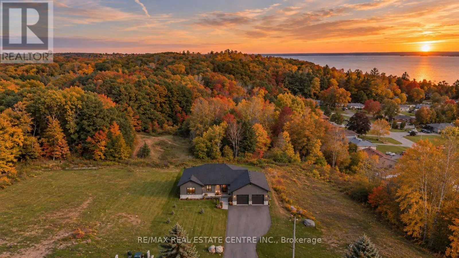 289 CENTENNIAL DRIVE
