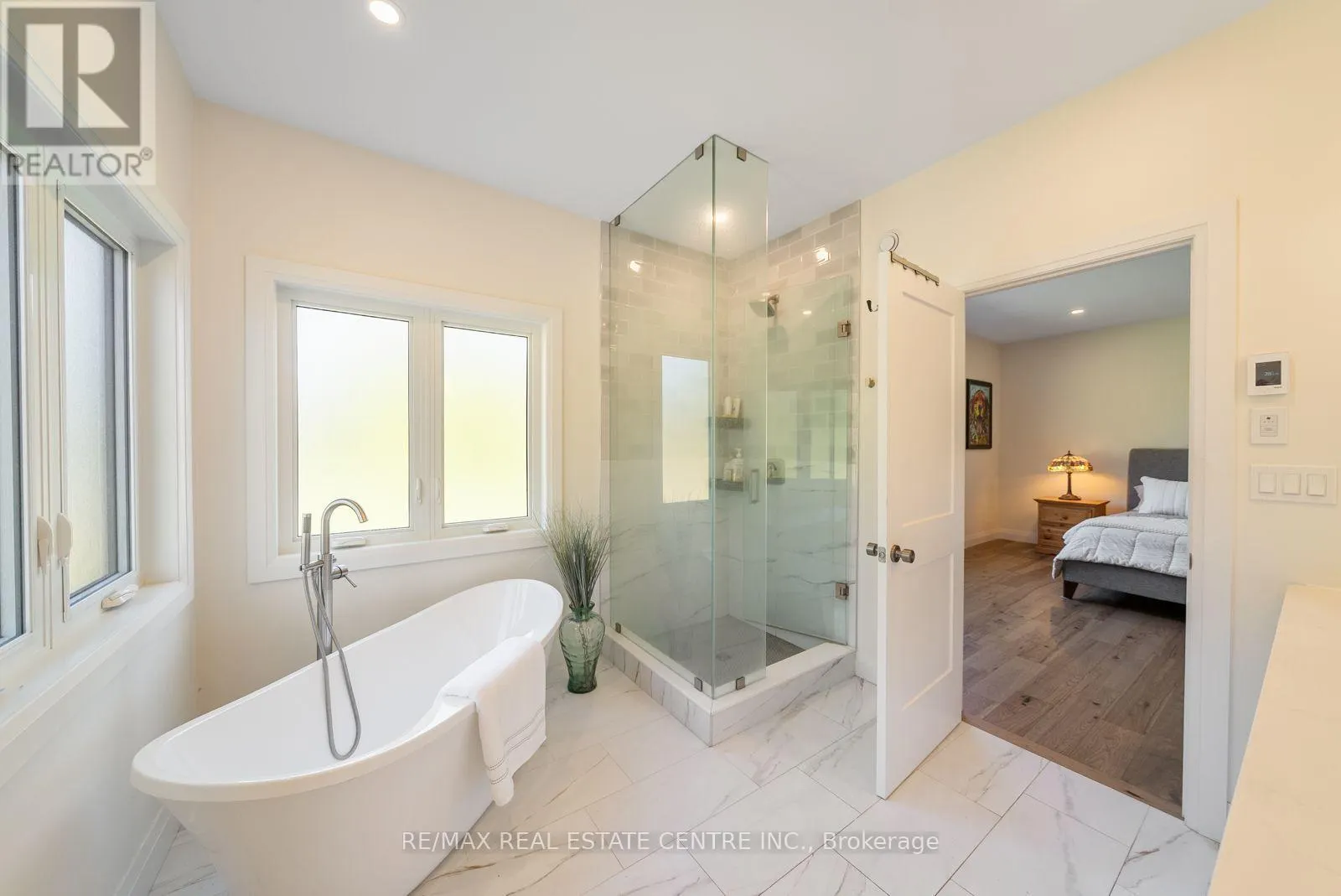 289 CENTENNIAL DRIVE
